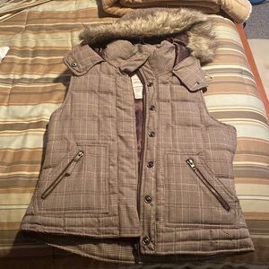 Aeropostale Lined Womens Vest